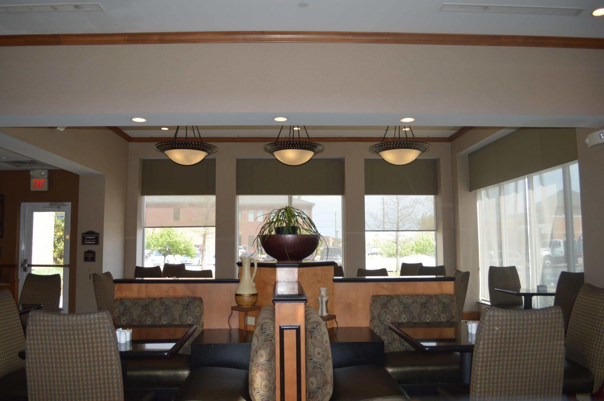 Hilton Garden Inn Tulsa South Εξωτερικό φωτογραφία